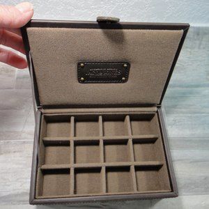 Jacob Jones Men's Box